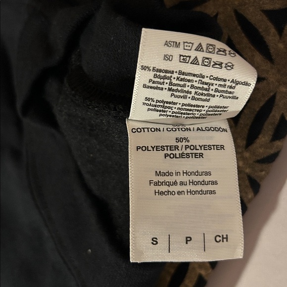 Bring Me the Horizon Band Crewneck Sweatshirt, Warped Tour, 2000s, Small NWOT - Picture 8 of 8